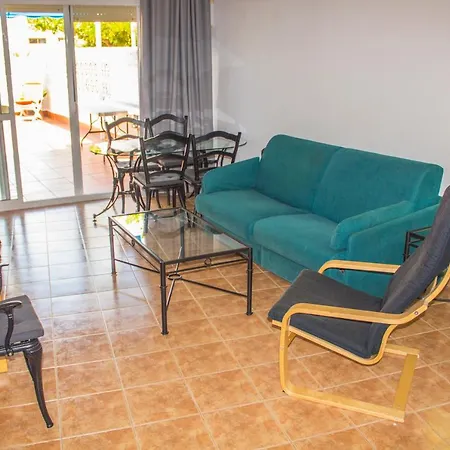 Apartamento En Playamar Con Terraza Y Piscina *