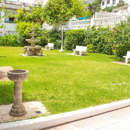 Apartamento En Playamar Con Terraza Y Piscina *