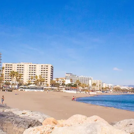 Apartamento En Playamar Con Terraza Y Piscina Torremolinos