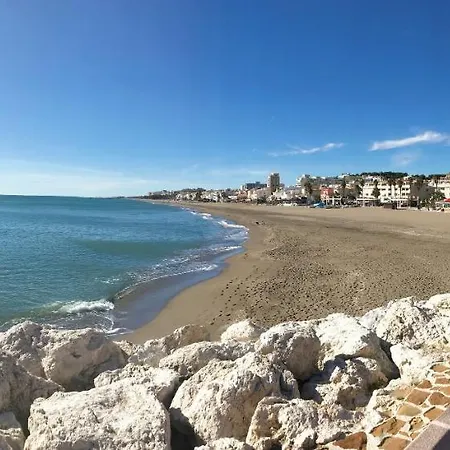 Apartamento En Playamar Con Terraza Y Piscina *