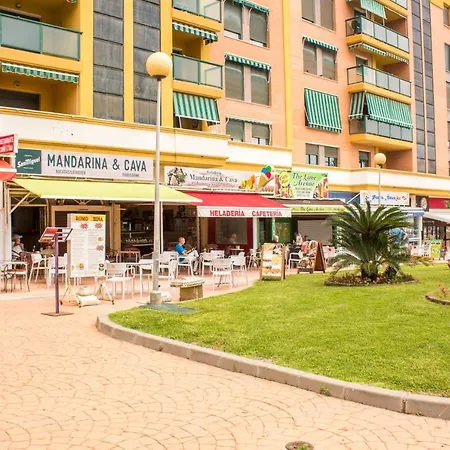 Appartement Apartamento En Playamar Con Terraza Y Piscina
