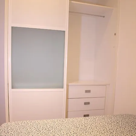 Apartamento En Playamar Con Terraza Y Piscina * Torremolinos